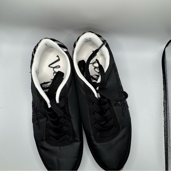 Very G Black Sneakers - Picture 3 of 7